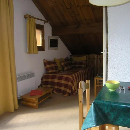Apartment Vizelle *